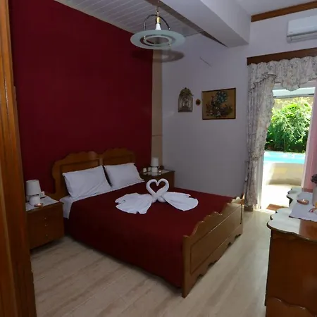 Paradise House With Private Pool 基萨莫斯